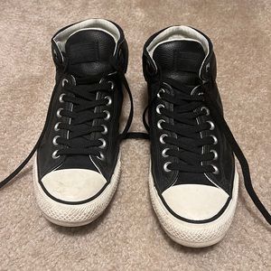Leather converse men’s 8.5 & women’s 10.5